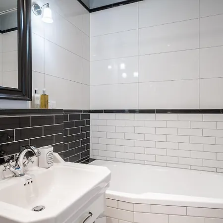Rentplanet Apartament Dubois Apartman *